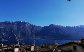 Casa Maria Lafinestrasulgarda